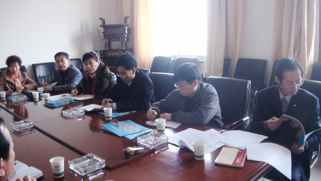 区市县三级工会领导在座谈会上听取我公司领导汇报工会工作