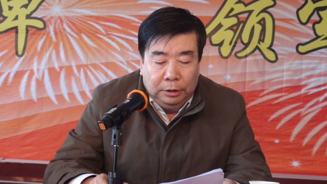 中宁县劳动就业局局长张银祥在欢迎会上发言